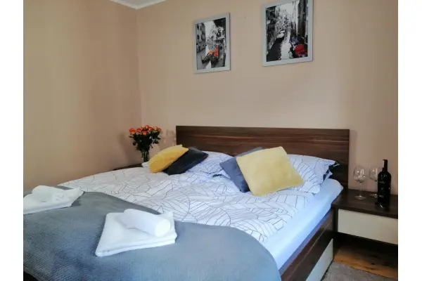 kołobrzeski, Kołobrzeg, Gierczak Emilii, 3 pokoje w centrum Kołobrzegu - ul. Gierczak