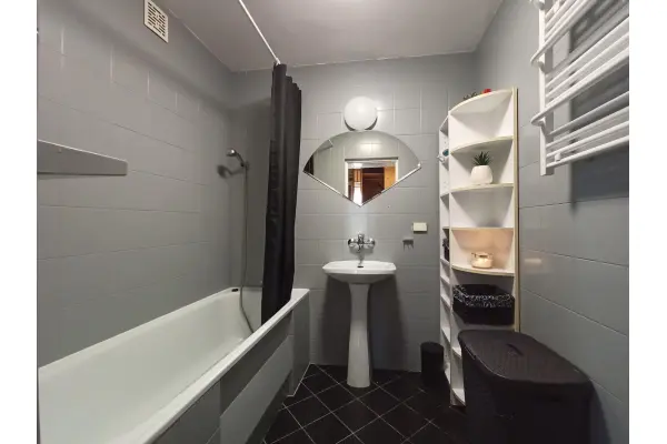 kołobrzeski, Kołobrzeg, Gierczak Emilii, 3 pokoje w centrum Kołobrzegu - ul. Gierczak