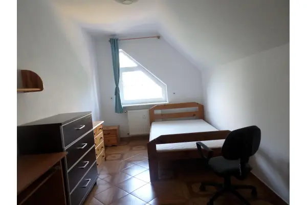 kołobrzeski, Kołobrzeg, Dubois Stanisława, Mieszkanie 4 pokoje w centrum