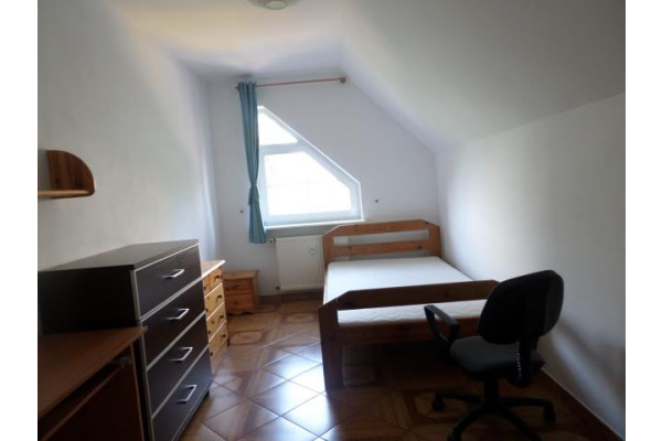 kołobrzeski, Kołobrzeg, Mieszkanie 4 pokoje w centrum