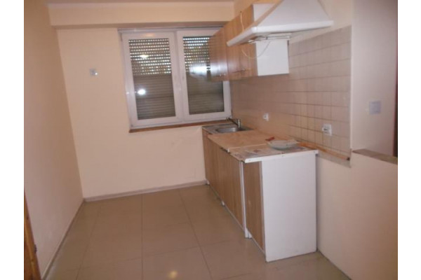 zgorzelecki, Bogatynia, Tadeusza Kościuszki, Dom wolnostojący z lokalem handlowym