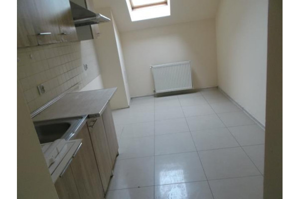 zgorzelecki, Bogatynia, Tadeusza Kościuszki, Dom wolnostojący z lokalem handlowym