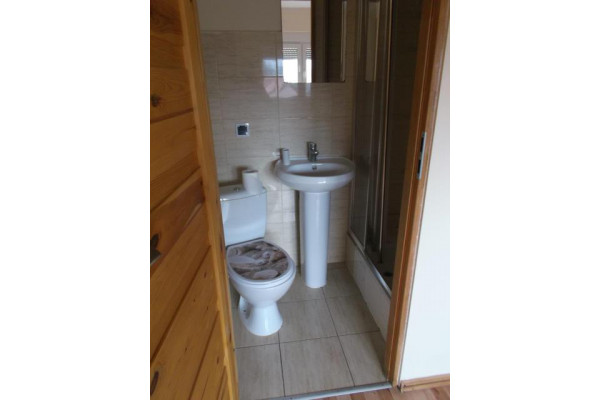 zgorzelecki, Bogatynia, Tadeusza Kościuszki, Dom wolnostojący z lokalem handlowym