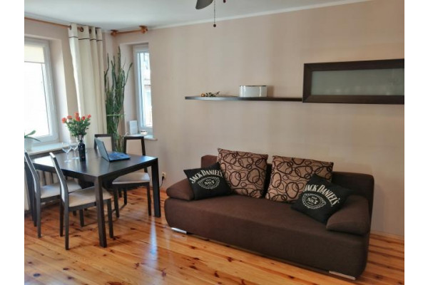 kołobrzeski, Kołobrzeg, Gierczak Emilii, 3 pokoje w centrum Kołobrzegu - ul. Gierczak