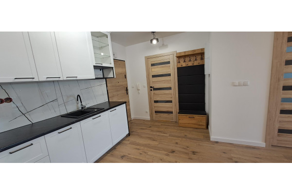 kołobrzeski, Kołobrzeg, Centrum, Żurawia, Nowe mieszkanie z garażem- wynajem na  sezon letni.